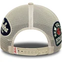 gorra-trucker-beige-9forty-m-crown-a-frame-multi-patch-de-new-era