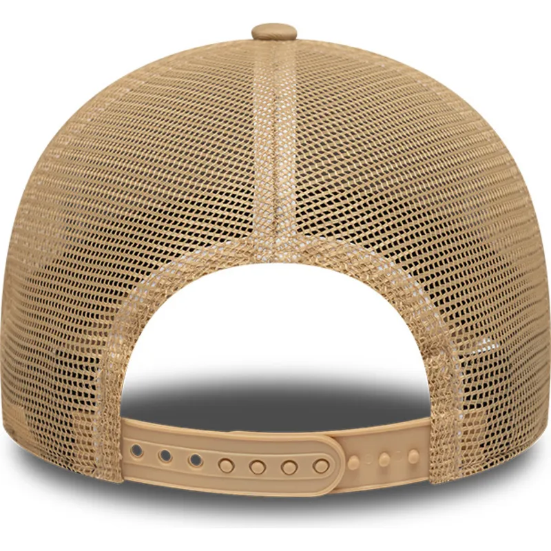 cap-izliekta-beige-snapback-9forty-m-crown-a-frame-no-los-angeles-lakers-nba-no-new-era