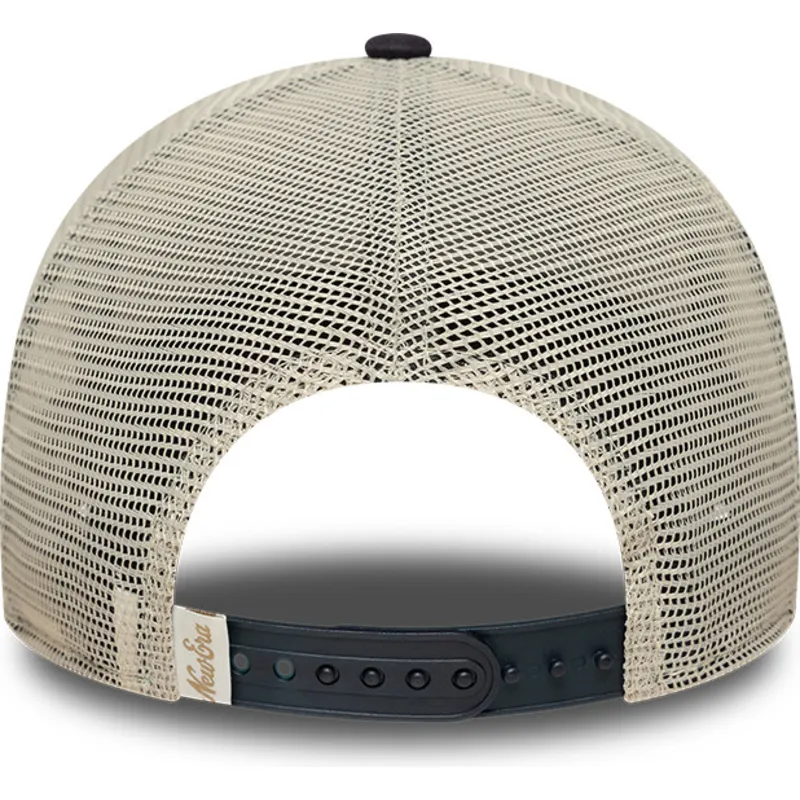 casquette-trucker-beige-et-bleue-marine-9forty-m-crown-a-frame-new-era