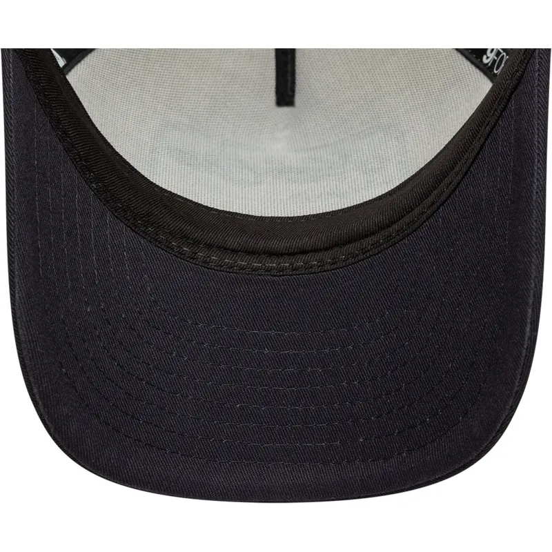 beige-und-marineblaue-trucker-kappe-9forty-m-crown-a-frame-von-new-era