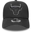 casquette-trucker-noire-avec-logo-noir-a-frame-outline-chicago-bulls-nba-new-era
