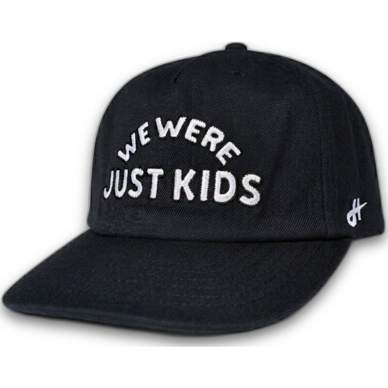 casquette-courbee-noire-snapback-just-kids-the-retro-homenage