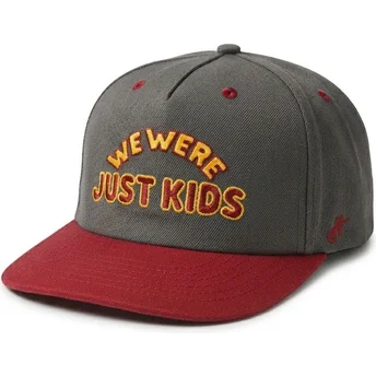 Gorra curva gris y roja snapback Just Kids The Retro de Homenage