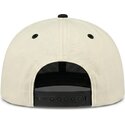 casquette-plate-beige-et-noire-snapback-nysky-skylines-the-snap-homenage