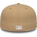 plaska-czapka-jasnobrazowa-dopasowana-59fifty-league-essential-new-york-yankees-mlb-new-era