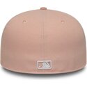 plaska-rozowa-czapka-dopasowana-59fifty-league-essential-new-york-yankees-mlb-new-era