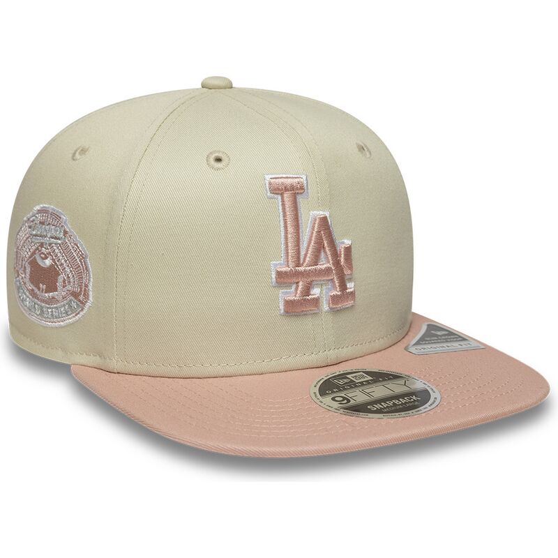beige-snapback-flatcap-mit-rosa-logo-9fifty-original-fit-world-series-patch-der-los-angeles-dodgers-mlb-von-new-era