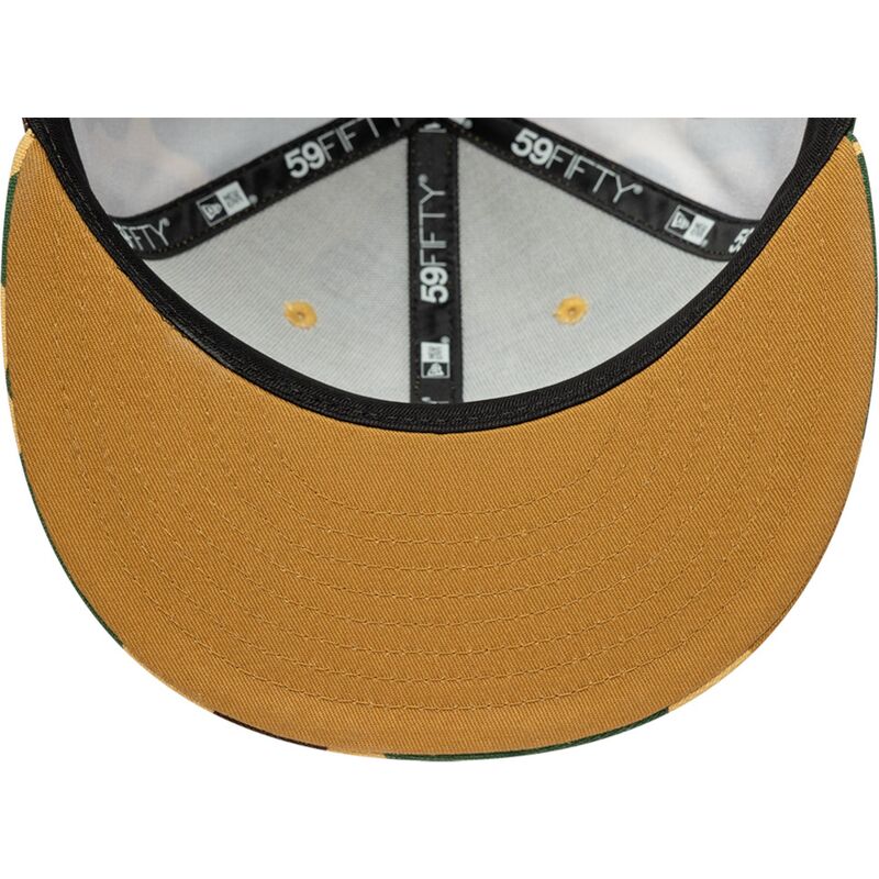 flache-kappe-camouflage-angepasst-mit-beigem-logo-59fifty-camo-von-new-york-yankees-mlb-von-new-era