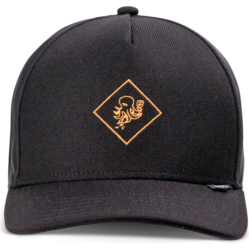 cap-izliekta-black-snapback-no-djinns