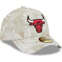 beige-gebogene-verstellbare-59forty-a-frame-leafy-palm-kappe-von-chicago-bulls-nba-von-new-era
