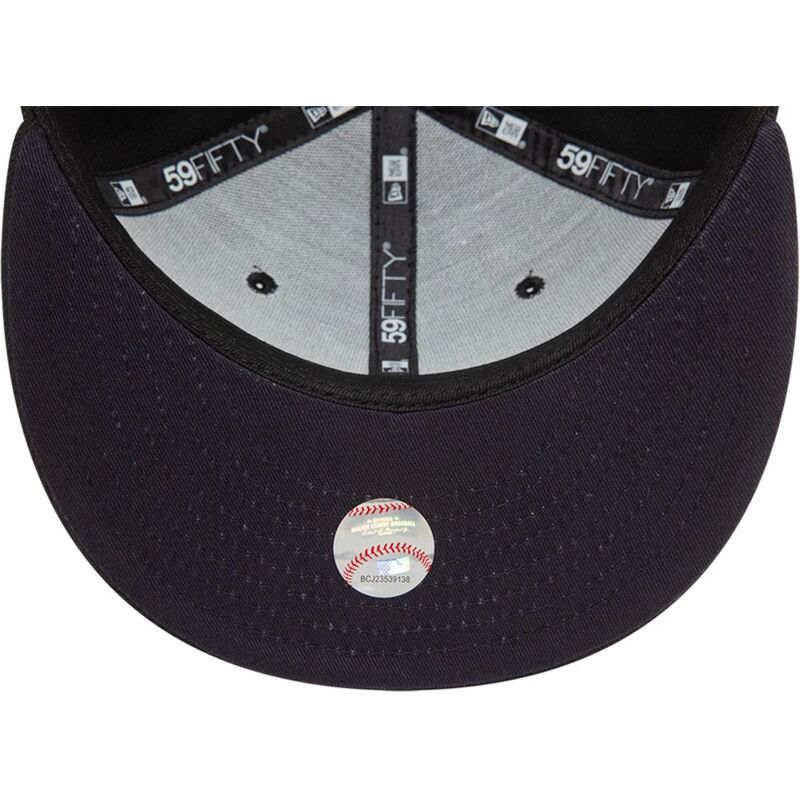new-era-flat-brim-59fifty-heart-icon-atlanta-braves-mlb-black-fitted-cap