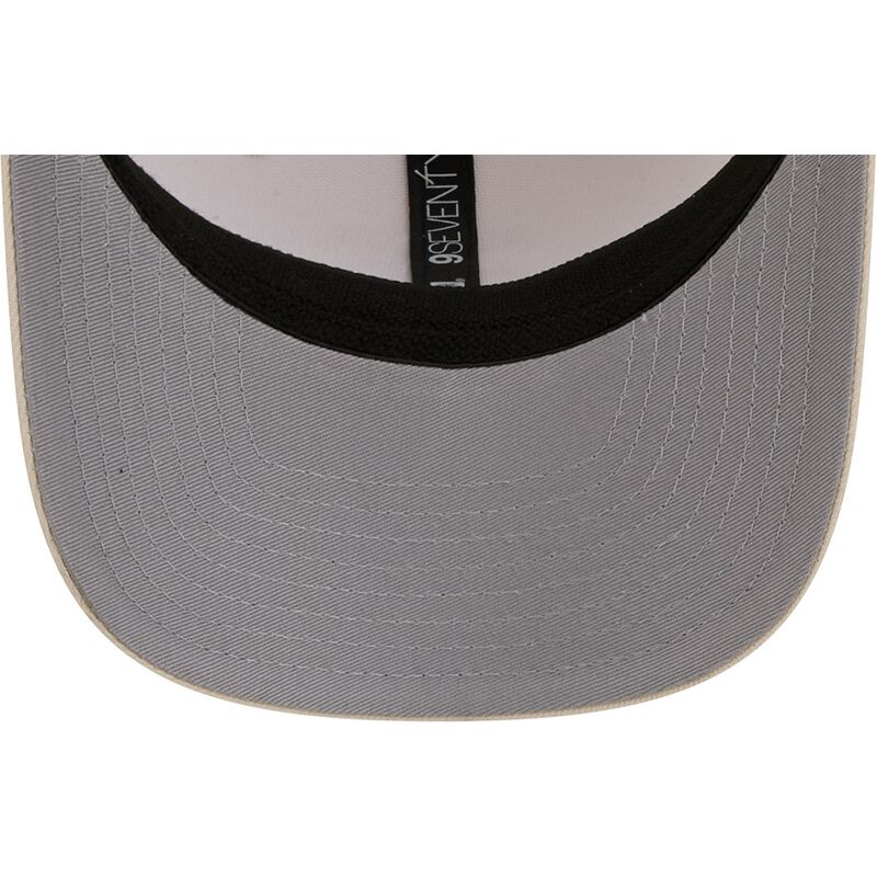 new-era-9seventy-stretch-snap-color-pack-new-york-yankees-mlb-beige-trucker-hat