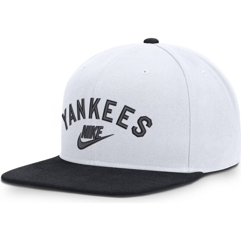 weisse-und-marineblaue-flache-snapback-kappe-cooperstown-dri-fit-pro-structured-square-bill-von-new-york-yankees-mlb-von-nike