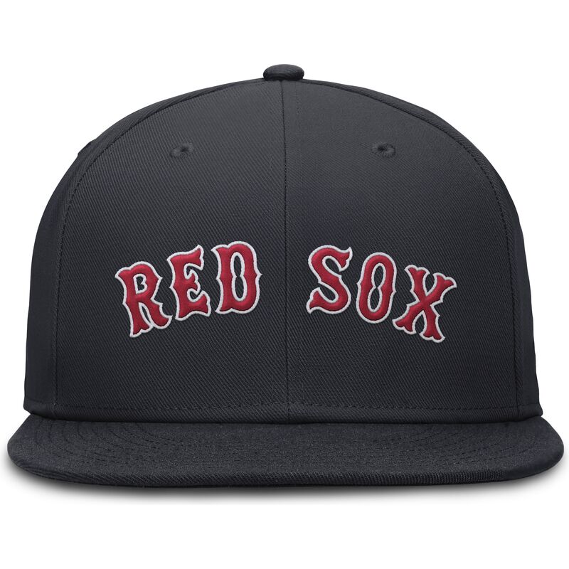 cap-plakana-navy-blue-ajustada-dri-fit-true-structured-round-bill-no-boston-red-sox-mlb-no-nike cap-plakana-navy-blue-ajustada-dri-fit-true-structured-round-bill-no-boston-red-sox-mlb-no-nike