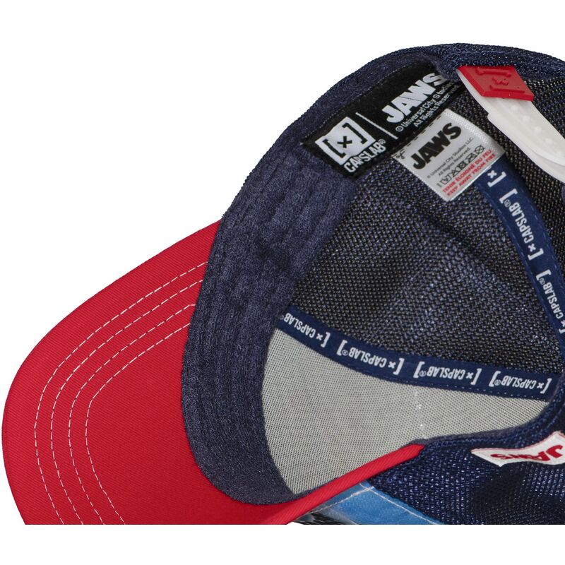 cap-izliekta-multicolor-snapback-shark-no-capslab