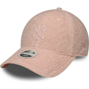 Cepur izliekta rozā snapback rosa 9FORTY M-Crown Winter Borg no New York Yankees MLB no New Era
