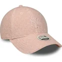 cepur-izliekta-roza-snapback-rosa-9forty-m-crown-winter-borg-no-new-york-yankees-mlb-no-new-era