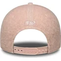 cepur-izliekta-roza-snapback-rosa-9forty-m-crown-winter-borg-no-new-york-yankees-mlb-no-new-era