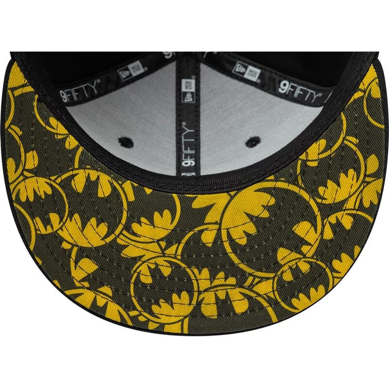 cepur-plakana-peleks-snapback-berniem-9fifty-piping-no-batman-dc-comics-no-new-era