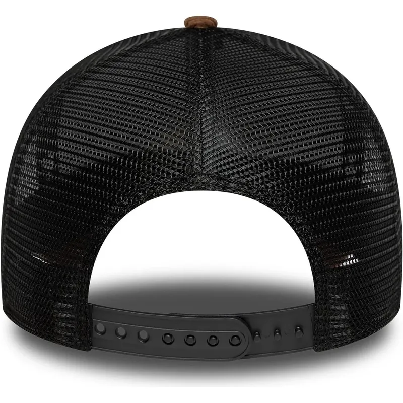 cepur-izliekta-truckeris-bruns-snapback-a-frame-distressed-cord-no-red-bull-racing-formula-1-no-new-era