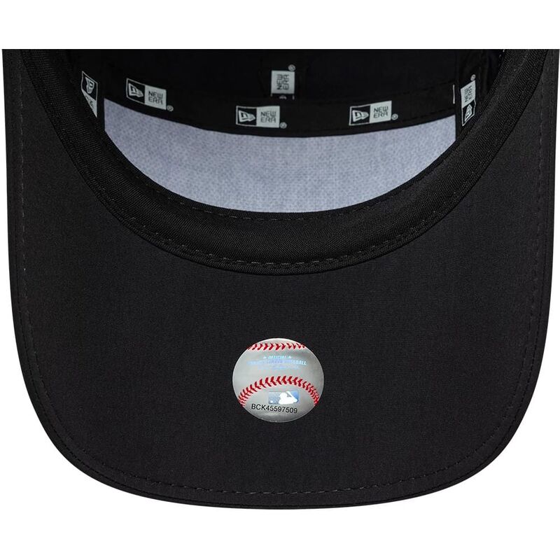cepur-izliekta-truckeris-melns-snapback-runner-tech-midi-no-new-york-yankees-mlb-no-new-era