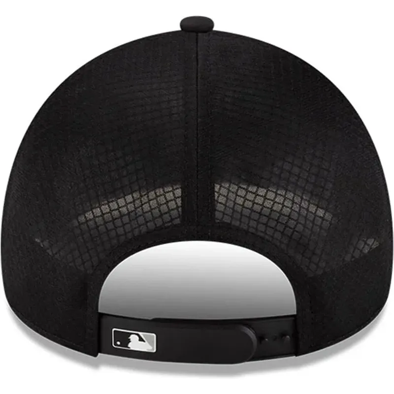 cepur-izliekta-truckeris-melns-snapback-9forty-apex-batting-practice-no-chicago-white-sox-mlb-no-new-era