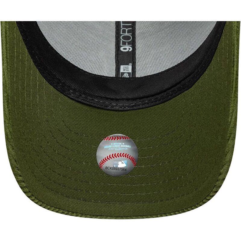 cepur-izliekta-zals-regulejams-9forty-m-crown-cord-no-new-york-yankees-mlb-no-new-era cepur-izliekta-zals-regulejams-9forty-m-crown-cord-no-new-york-yankees-mlb-no-new-era