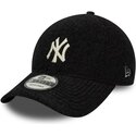 cepur-izliekta-melns-snapback-9forty-winter-borg-no-new-york-yankees-mlb-no-new-era
