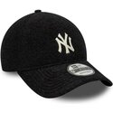 cepur-izliekta-melns-snapback-9forty-winter-borg-no-new-york-yankees-mlb-no-new-era