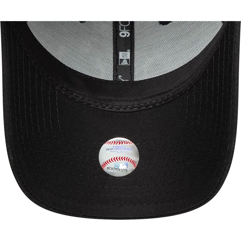 cepur-izliekta-melns-regulejams-9forty-faux-pony-infill-no-new-york-yankees-mlb-no-new-era cepur-izliekta-melns-regulejams-9forty-faux-pony-infill-no-new-york-yankees-mlb-no-new-era