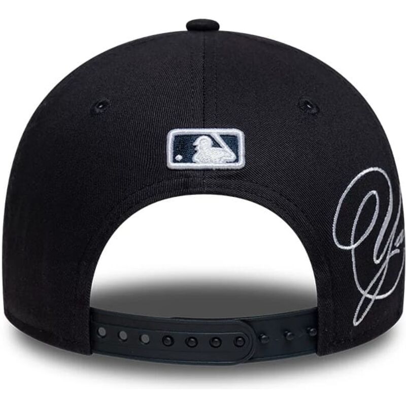 cepur-izliekta-tumsi-zils-snapback-9forty-m-crown-side-script-no-new-york-yankees-mlb-no-new-era