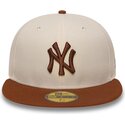 cepur-plakana-bruns-pieguloss-59fifty-league-essential-no-new-york-yankees-mlb-no-new-era
