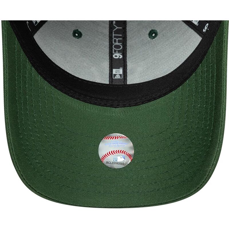 cepur-izliekta-zals-regulejams-9forty-food-icon-no-new-york-yankees-mlb-no-new-era