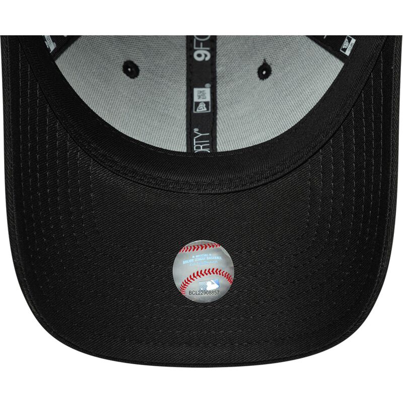cepur-izliekta-melns-regulejams-9forty-league-essential-no-detroit-tigers-mlb-no-new-era cepur-izliekta-melns-regulejams-9forty-league-essential-no-detroit-tigers-mlb-no-new-era