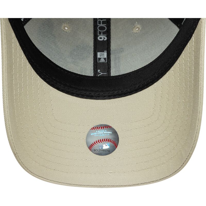 cepur-izliekta-bess-regulejams-9forty-outdoor-icon-no-los-angeles-dodgers-mlb-no-new-era