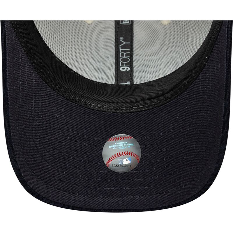 cepur-izliekta-bess-regulejams-9forty-m-crown-cord-no-new-york-yankees-mlb-no-new-era