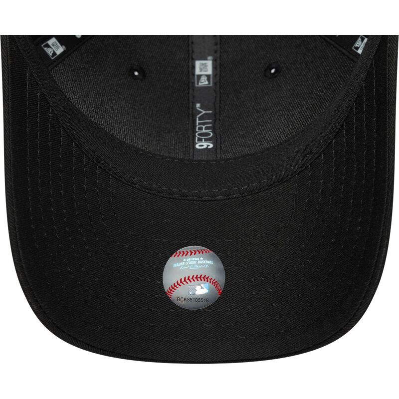 cepur-izliekta-melns-snapback-9forty-m-crown-no-new-york-yankees-mlb-no-new-era