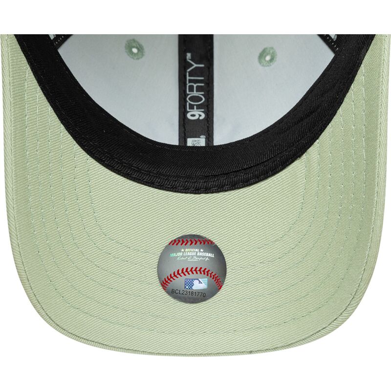 cepur-izliekta-zals-regulejams-berniem-9forty-dino-icon-no-new-york-yankees-mlb-no-new-era