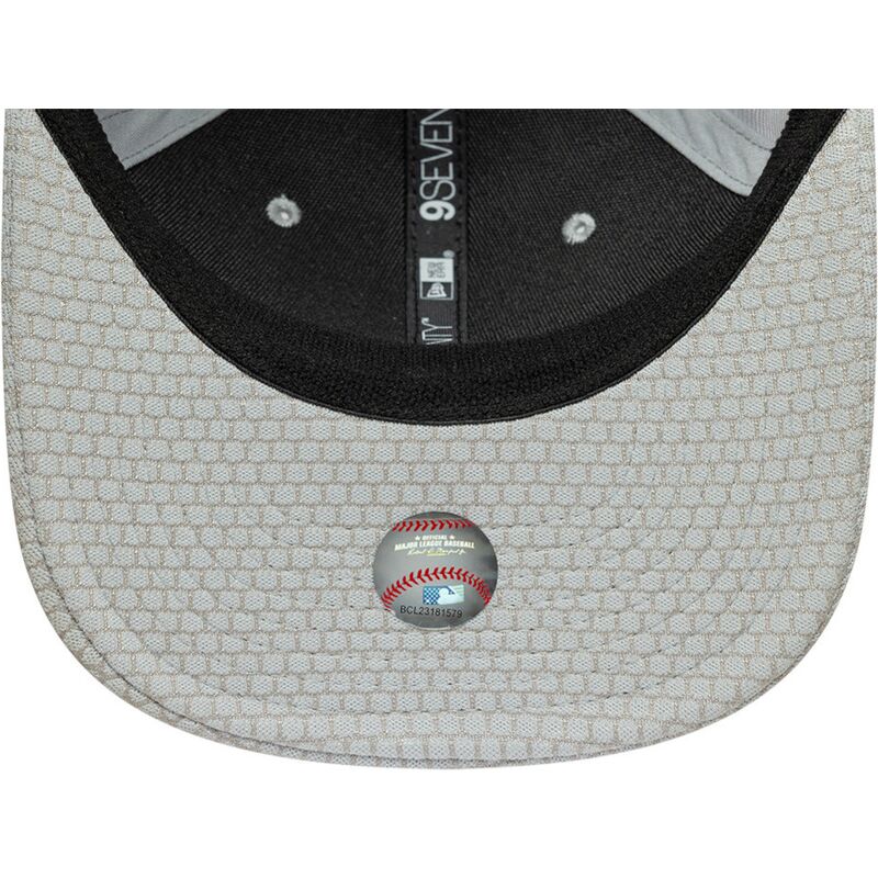 cepur-izliekta-peleks-snapback-9seventy-stretch-snap-mesh-flawless-no-new-york-yankees-mlb-no-new-era