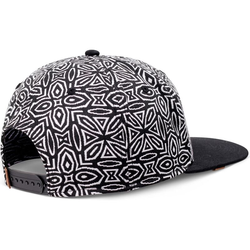 cepur-plakana-melns-snapback-gothic-freestyle-no-djinns