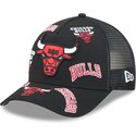 cepur-izliekta-truckeris-melns-snapback-9forty-m-crown-a-frame-all-over-no-chicago-bulls-nba-no-new-era