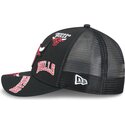 cepur-izliekta-truckeris-melns-snapback-9forty-m-crown-a-frame-all-over-no-chicago-bulls-nba-no-new-era