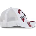 cepur-izliekta-truckeris-balts-snapback-9forty-m-crown-a-frame-all-over-no-chicago-bulls-nba-no-new-era