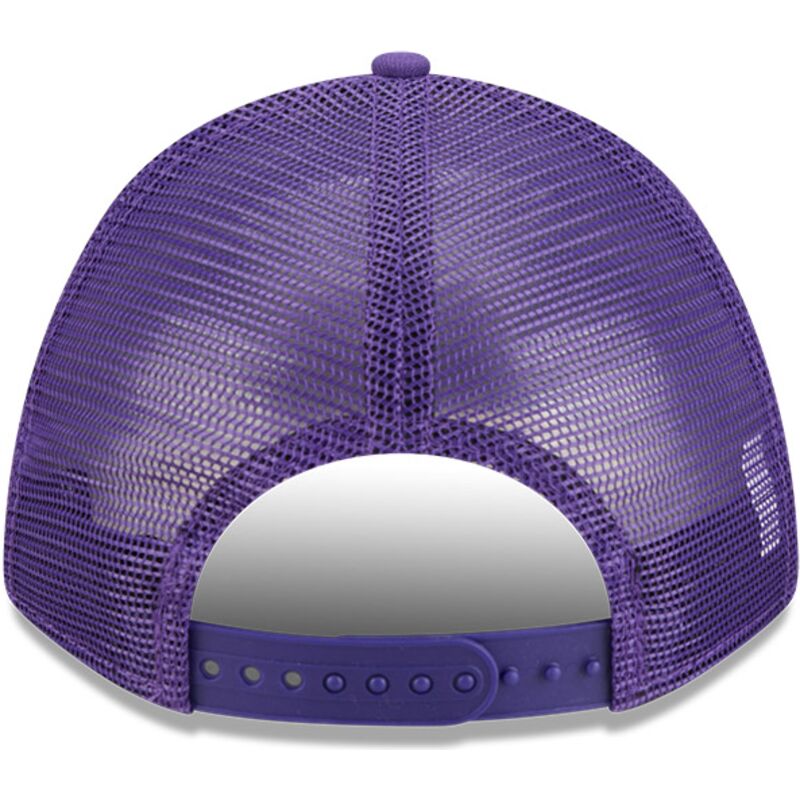 cepur-izliekta-truckeris-violets-snapback-9forty-m-crown-a-frame-all-over-no-los-angeles-lakers-nba-no-new-era