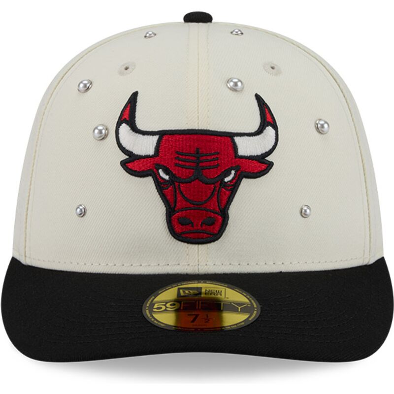 cepur-izliekta-bess-pieguloss-59fifty-beads-na-lifestyle-f1-no-chicago-bulls-nba-no-new-era