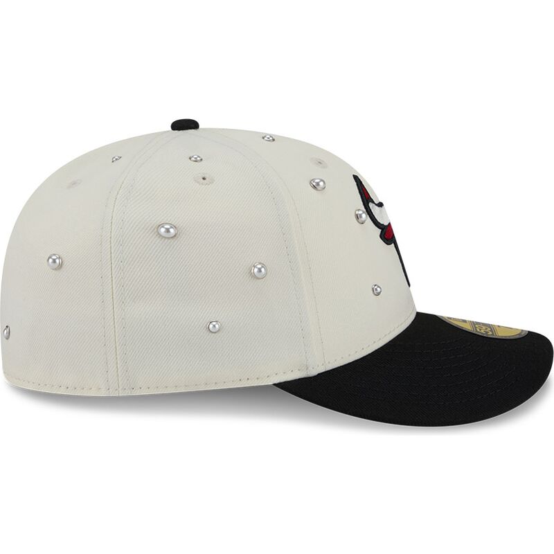 cepur-izliekta-bess-pieguloss-59fifty-beads-na-lifestyle-f1-no-chicago-bulls-nba-no-new-era