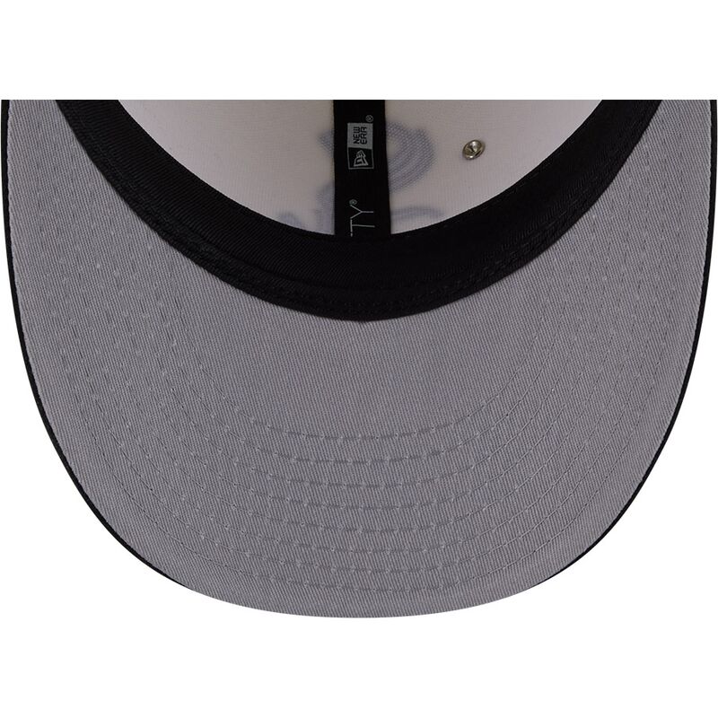 cepur-izliekta-bess-pieguloss-59fifty-beads-na-lifestyle-f1-no-chicago-white-sox-mlb-no-new-era