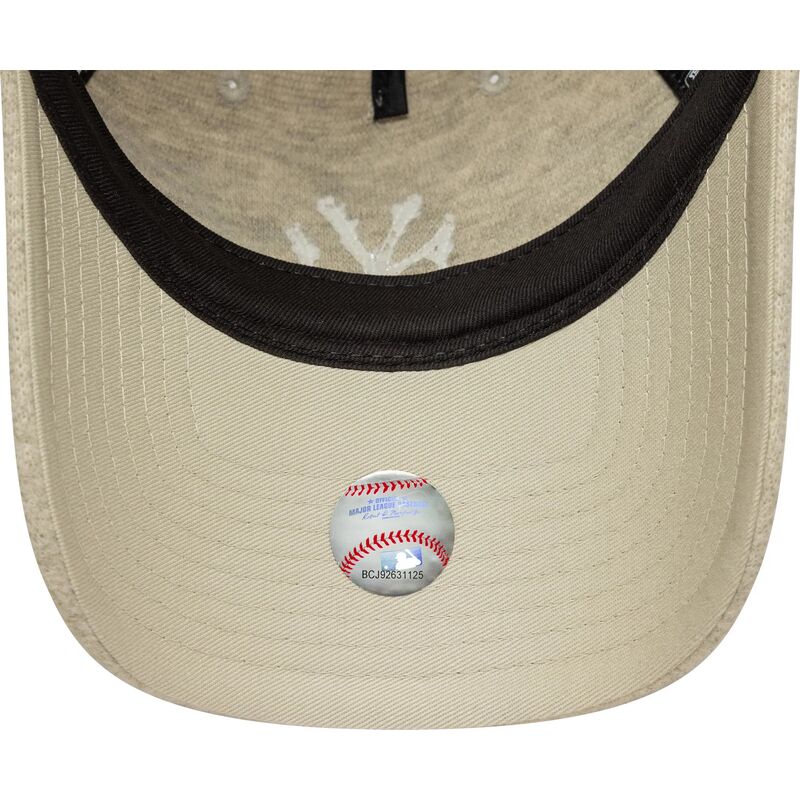 cepur-izliekta-bess-regulejams-9twenty-a-frame-melton-luxe-no-new-york-yankees-mlb-no-new-era