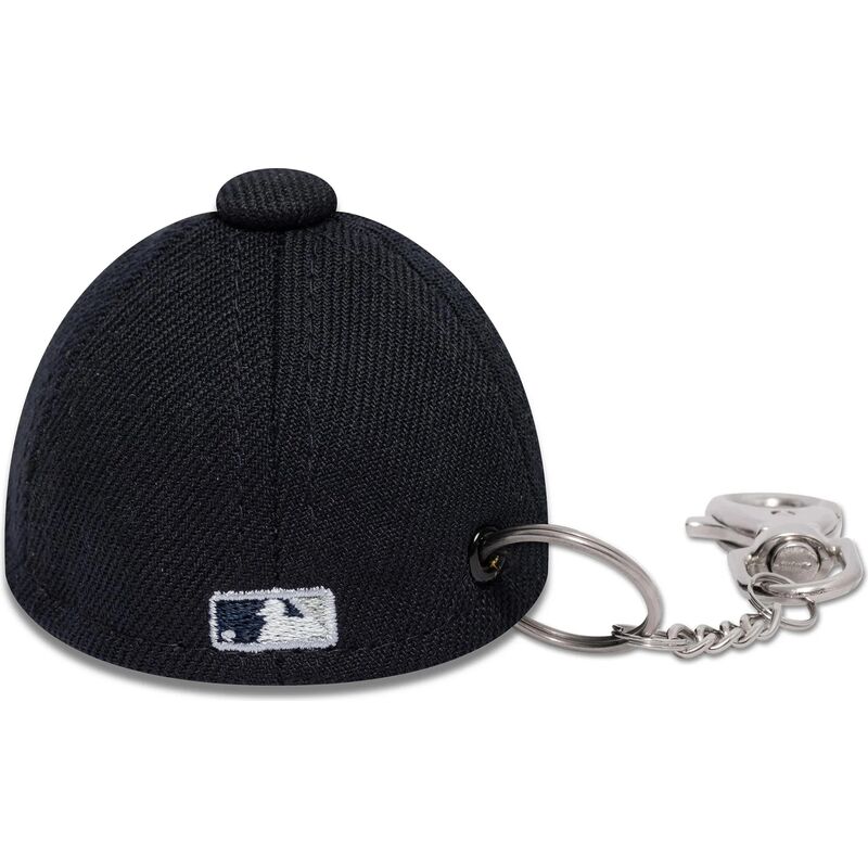 piederumi-tumsi-zils-llavero-mini-cap-keychain-no-new-york-yankees-mlb-no-new-era piederumi-tumsi-zils-llavero-mini-cap-keychain-no-new-york-yankees-mlb-no-new-era