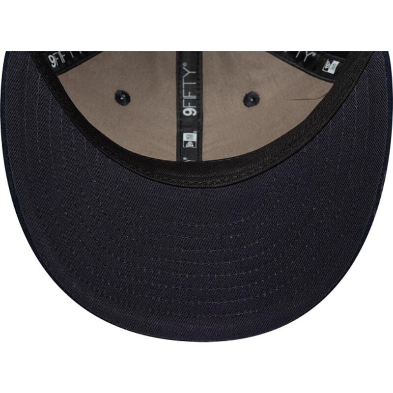 cepur-izliekta-tumsi-zils-regulejams-9fifty-retro-crown-suede-no-new-era